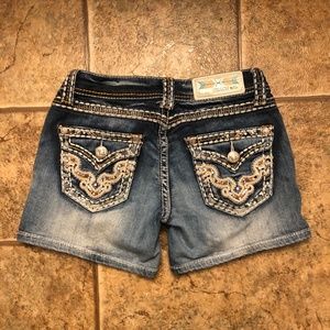 Grace in LA Shorts 25